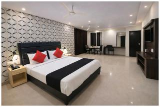 New Krishna Deluxe Residency near Lucknow Juncation # Free Wi-Fi and Room Service Facilities # Fully Air conditioning Premium Room - Best Premium Hotel In Lucknow - 4