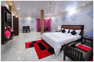 New Krishna Deluxe Residency near Lucknow Juncation # Free Wi-Fi and Room Service Facilities # Fully Air conditioning Premium Room - Best Premium Hotel In Lucknow - 1
