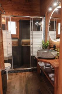 Cave Chalet - Chalet for Two - 2