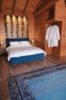 Cave Chalet - Chalet for Two - 5