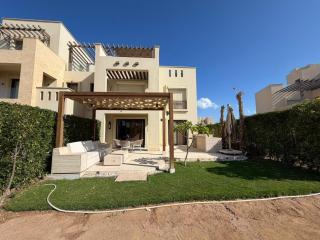 Cyan Elegant 3BR Golf View Escape - 0