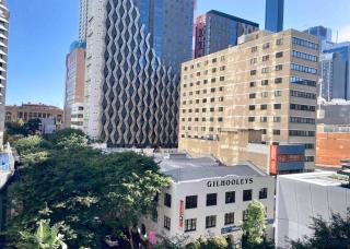 City Centre Comfort, Style and Convenience - 3