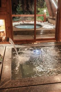 Cave Chalet - Chalet for Two - 9