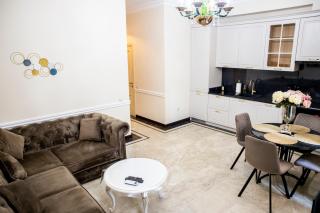 NJoy Apartments - Republiq Square, One BR, Self Check In - 8