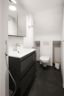 Modern Loft 1BR Sofa Bed 10min to Center - 2