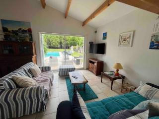 Villa Spacieuse avec Piscine Privée proche de la Mer Le Château Oléron - 8