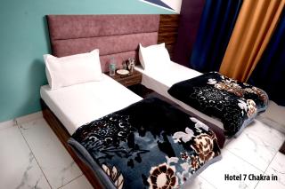 Hotel 7 Chakra In - 1