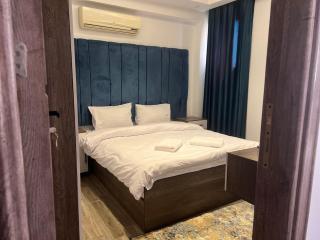 Carlton pyramids view - 7