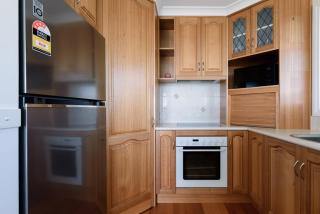 Steps From The Hospital in Burnie - 7