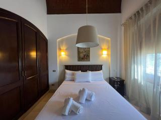 Lagoon-Front 3BR Townhouse in Upper Nubia - 1