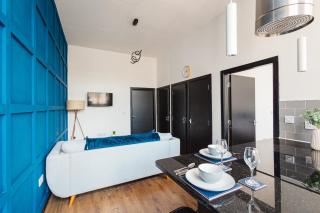 Stylish Town Centre Suite by Traboule Properties LTD - 5