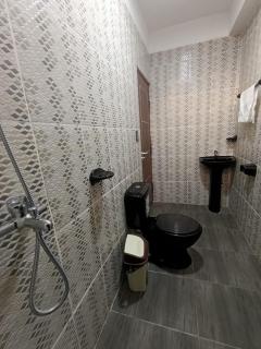 Comodo y grande departamento en uyuni - 4