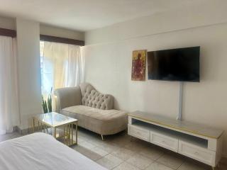 Large Studio In Heart of Westlands - 9