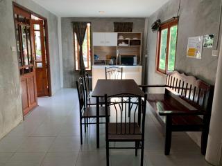 3BR Private house Near walking street - 4