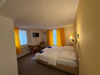 Leos und Armando Gjuci GbR - 3