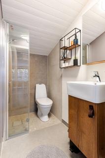 Oslo Wildwood Lodge - Outdoor hot tub - 4