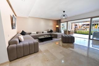 Apartment with Pools - Beach - 4