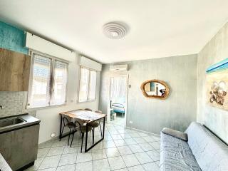 AppArt 24 city center parking and Sea Design district - 0