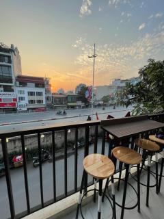 Ryuko Baohu Rentals - Tay Ho Bed & Breakfast - 4