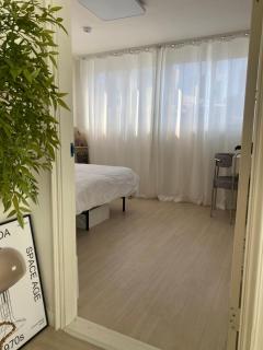 동대문중심,지하철1분,엘리베이터이용,3룸5배드,가족환영,30평넓은숙소, 뷰맛집 - 8