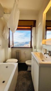 Romantico Appartamento con Vista Mozzafiato Perfetto per 2 Persone - 9