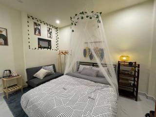 Ryuko Baohu Rentals - Tay Ho Bed & Breakfast - 1