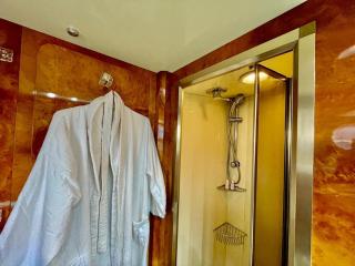 Mimou Accommodation breakfast on yacht - 6