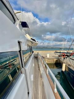 Mimou Accommodation breakfast on yacht - 2