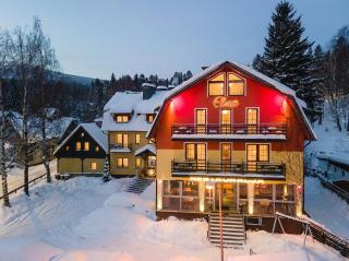 Pensjonat Etna - w Centrum - 0