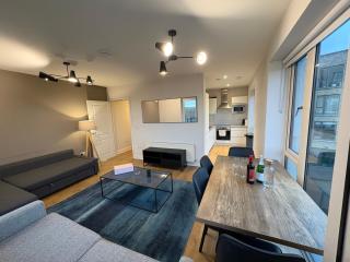 Luxurious Entire Guest House with Grand Living Space and Panoramic Balcony Views - 6