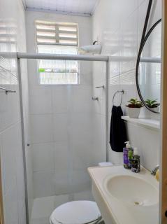 Quarto e sala a 5 minutos do Porto da Barra! - 4