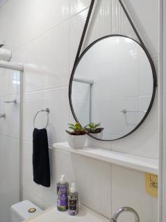 Quarto e sala a 5 minutos do Porto da Barra! - 1