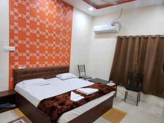 Hariom Home Stay - 8