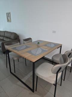 Modern executive apartment with views and parking - 3