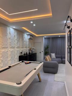 Hive's Residence - 8