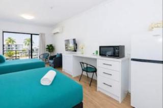 Perfect Position for City and Stadium Access Townsville - 8