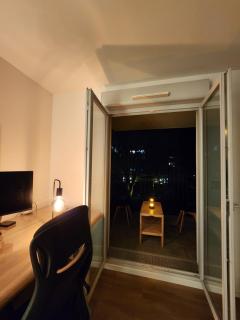 Opposite Metro 14, Cozy Guest Room with Garden & Free Parking, 5 min Orly Airport, 7 min Paris - 8