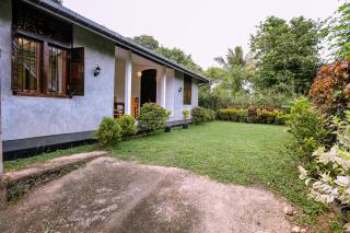 Elegant Bay Villa - 3