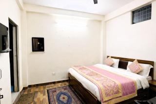 Hotel Madhushree Morning Moon In - Restaurant & Free Parking Facilities - Best Premium Hotel In Bhimtal - 8