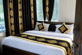 Hotel Madhushree Morning Moon In - Restaurant & Free Parking Facilities - Best Premium Hotel In Bhimtal - 4