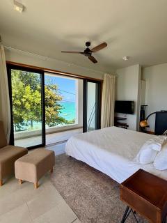 Luxury Beachfront Apartment - 2