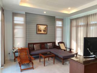 Resort house - 2 min walk to the beach - 7