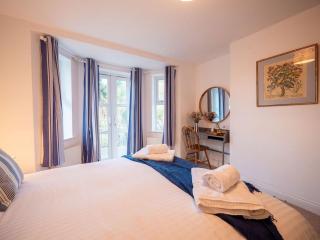 1 Alberni Cottage Hope Cove - 3-min walk to beach - 4