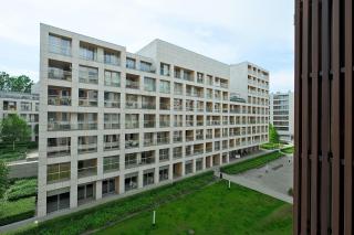 Warsaw Hub ApartHotel - 8