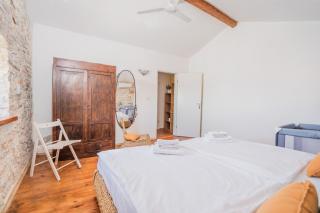 Villa Weiße Feder near Fazana for 5 persons with small heated pool & sea view - only 1,2 km from beach - 4