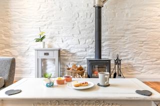 Hockings Green and Pascoe Pippins at Trethawle Barns - 1