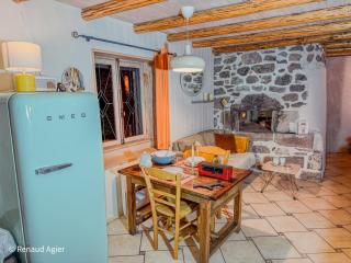 Gîte - Four à pain au cœur des volcans - 7