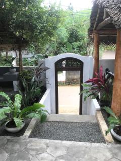 Hiricurry,Rooms Hostel & Restaurant - 1