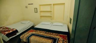 Sri Viswanatham guest House - 9