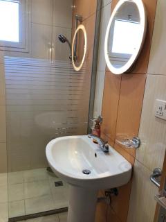 Luxury apartment in a prime location in Al-Rawda neighborhood with self check-in - 2